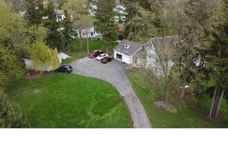 3208 Richmond Rd, Ottawa, ON - AERIAL map view - Image1