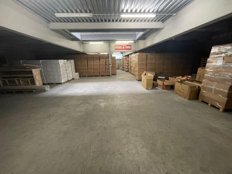 Industrial in Aubagne for lease - Interior Photo - Image 3 of 5