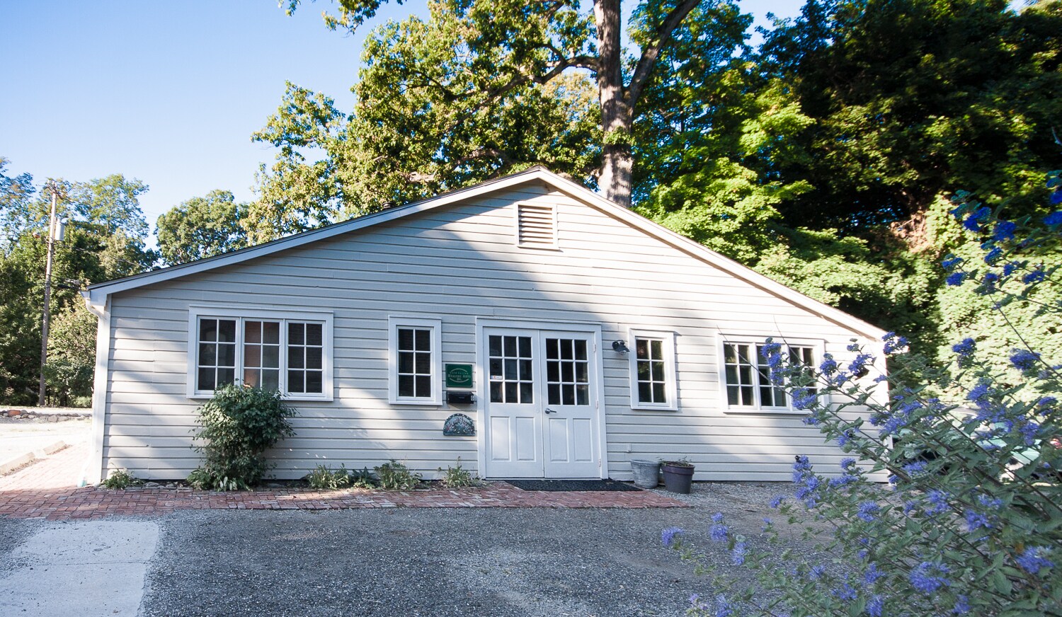View Photo