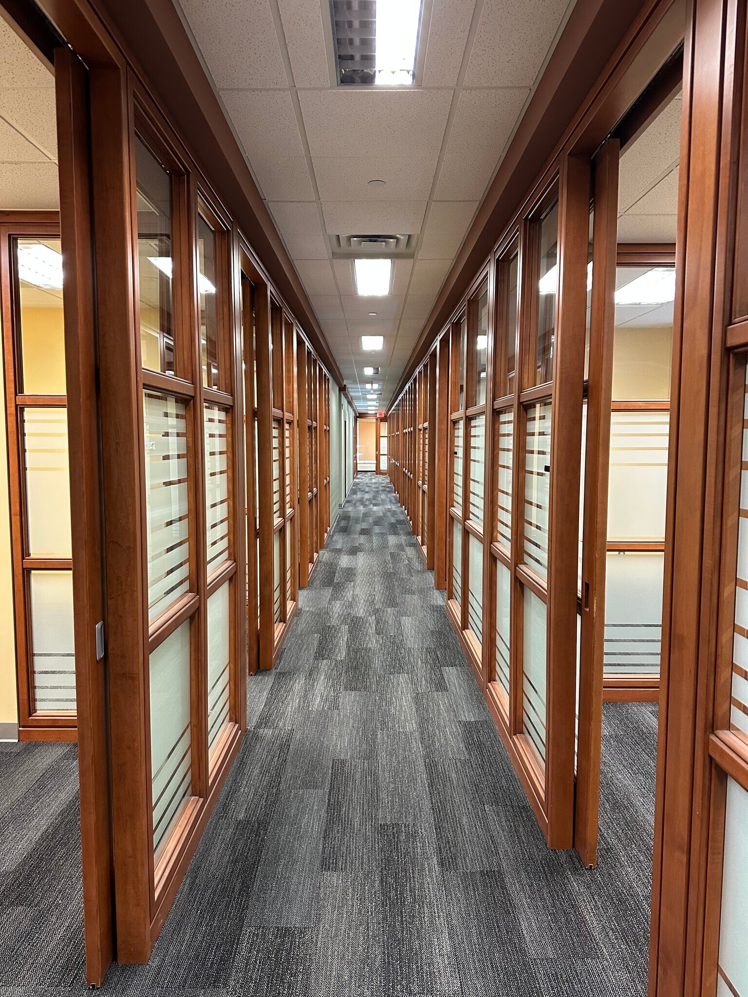 180 Kent St, Ottawa, ON for lease Interior Photo- Image 1 of 16