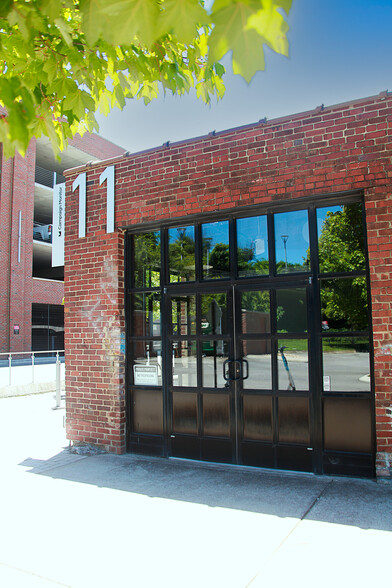 11 Lea Ave, Nashville, TN for lease - Building Photo - Image 3 of 6