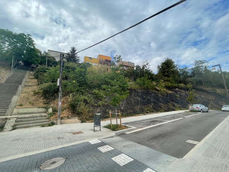 Montañeta en Font Pudenta portfolio of 2 properties for sale on LoopNet.com - Building Photo - Image 1 of 5