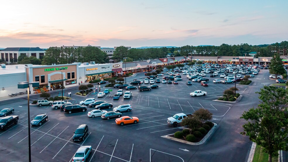 4800 Whitesburg Dr S, Huntsville, AL 35802