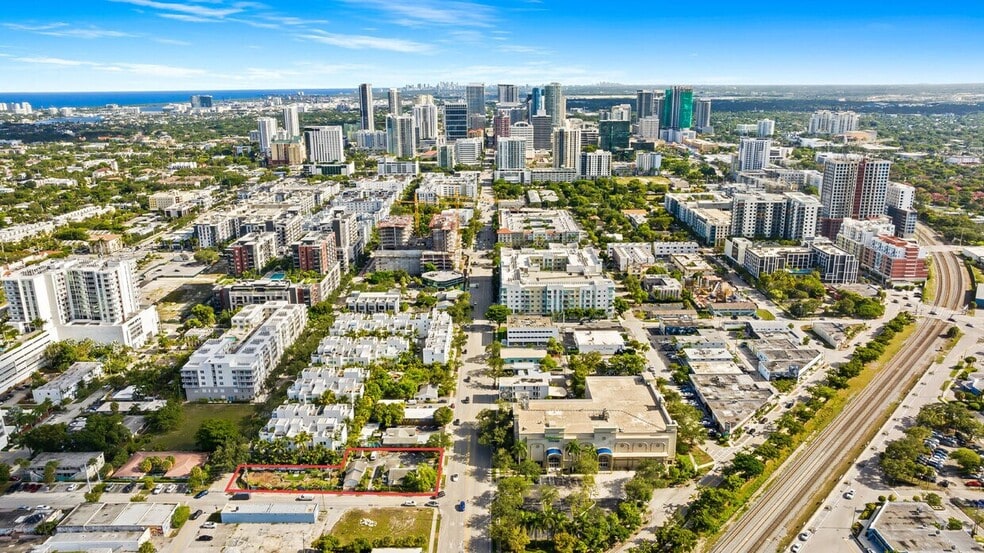 Prime Dev Opportunity in Flagler Village portfolio of 2 properties for sale on LoopNet.com - Building Photo - Image 2 of 19