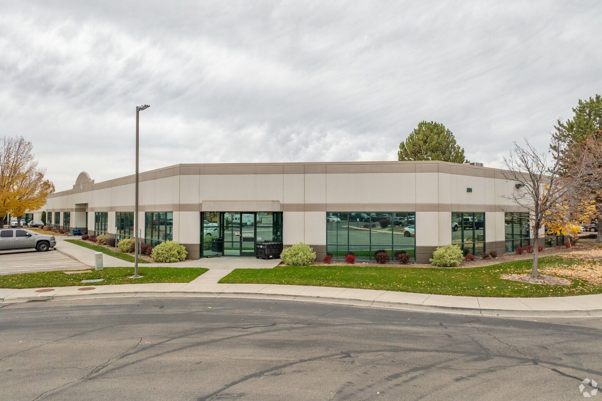 391 N Ancestor Pl, Boise, ID for sale Primary Photo- Image 1 of 1