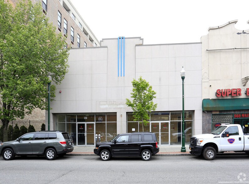 562-566 Main St, New Rochelle, NY for sale - Primary Photo - Image 1 of 1