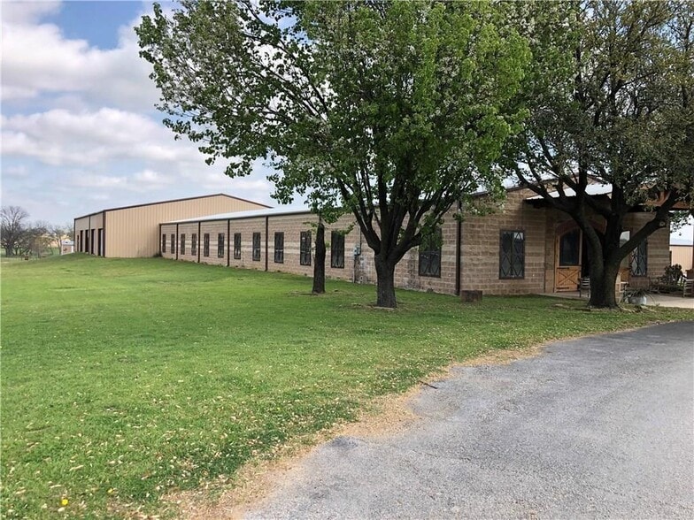 1000 & 1019 Spring Hill Rd, Aubrey, TX for sale - Building Photo - Image 2 of 20