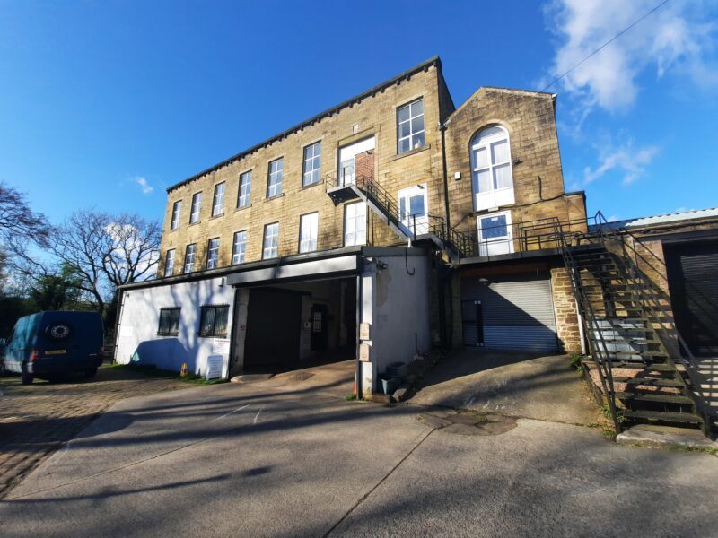 Bridge Mill Rd, Nelson for lease Building Photo- Image 1 of 2