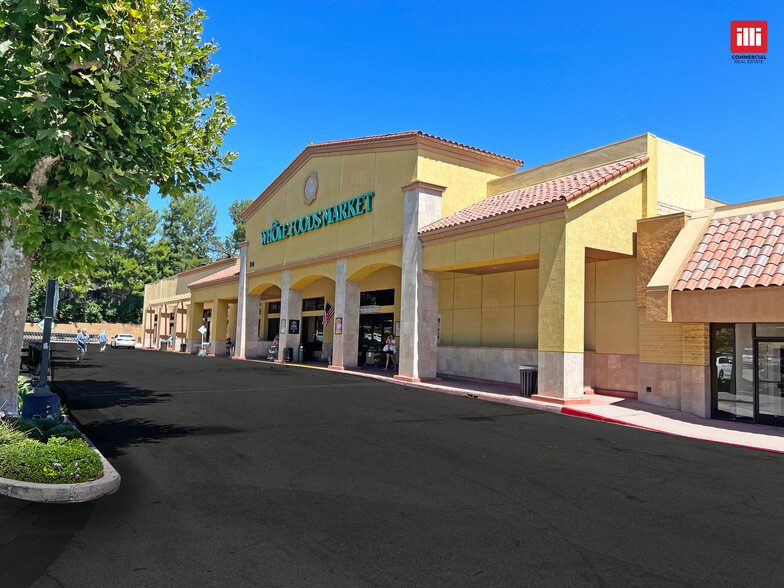 650-728 N Moorpark Rd, Thousand Oaks, CA for lease - Building Photo - Image 2 of 21