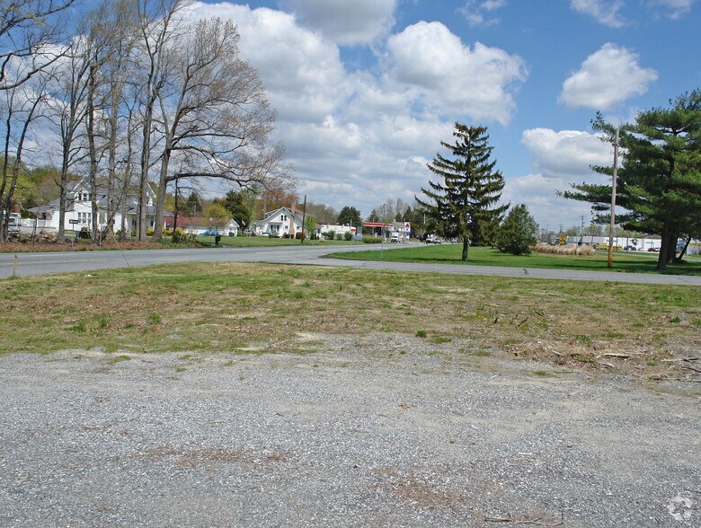 16756 S Dupont Hwy, Harrington, DE for sale - Primary Photo - Image 1 of 1