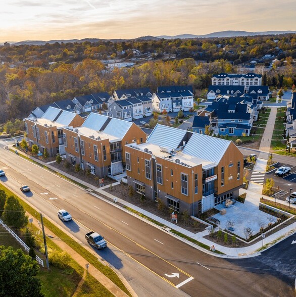 610-620 Riverside Shops Way, Charlottesville, VA for lease - Building Photo - Image 3 of 11