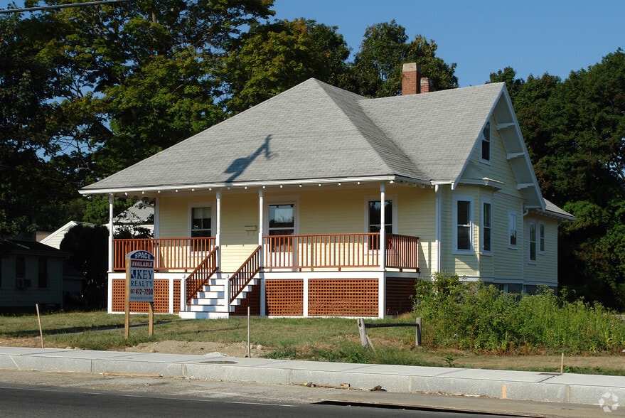 879 Main St, Weymouth, MA for lease - Building Photo - Image 3 of 5