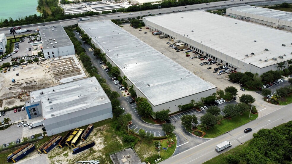 1260012608 NW 115th Ave, Medley, FL 33178 Medley Logistics Park Bldg