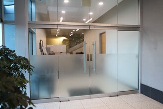 387 Nerem St NW, Atlanta, GA for lease Building Photo- Image 2 of 8