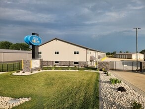 9663 230th Ave, Anamosa, IA for lease Interior Photo- Image 2 of 20