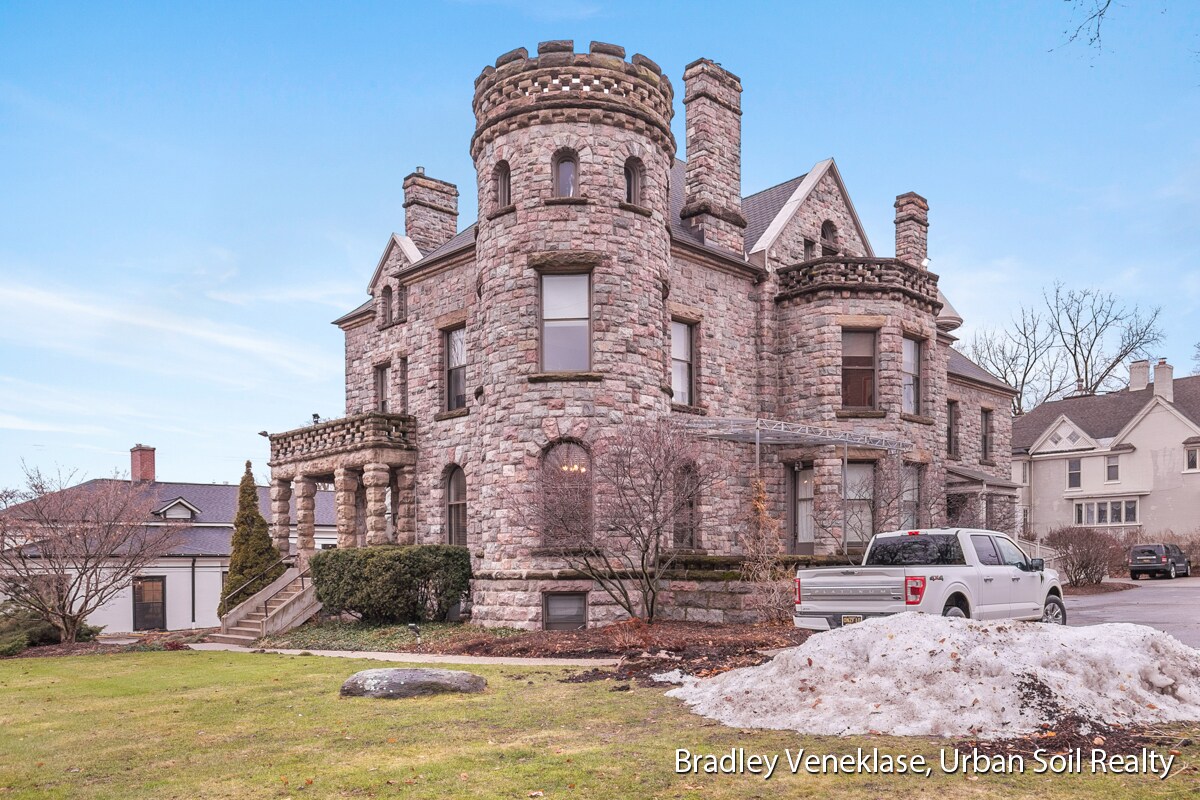 455 Cherry St, Grand Rapids, MI for sale Building Photo- Image 1 of 1