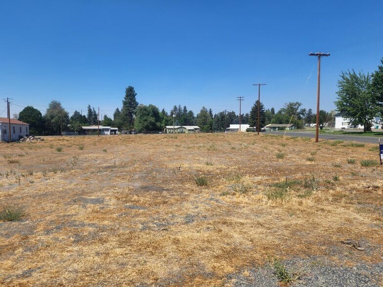 000 Front, Malin, OR 97632