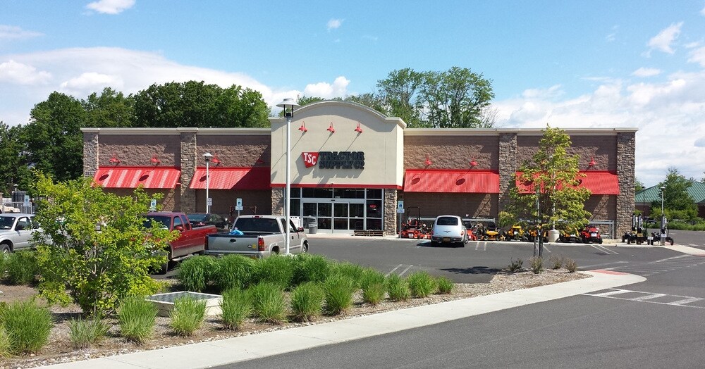 1561 Route 9W, Lake Katrine, NY 12449 Ulster Commons