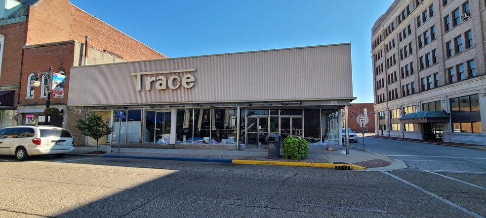 226 Main St, Vincennes, IN for sale - Primary Photo - Image 1 of 1