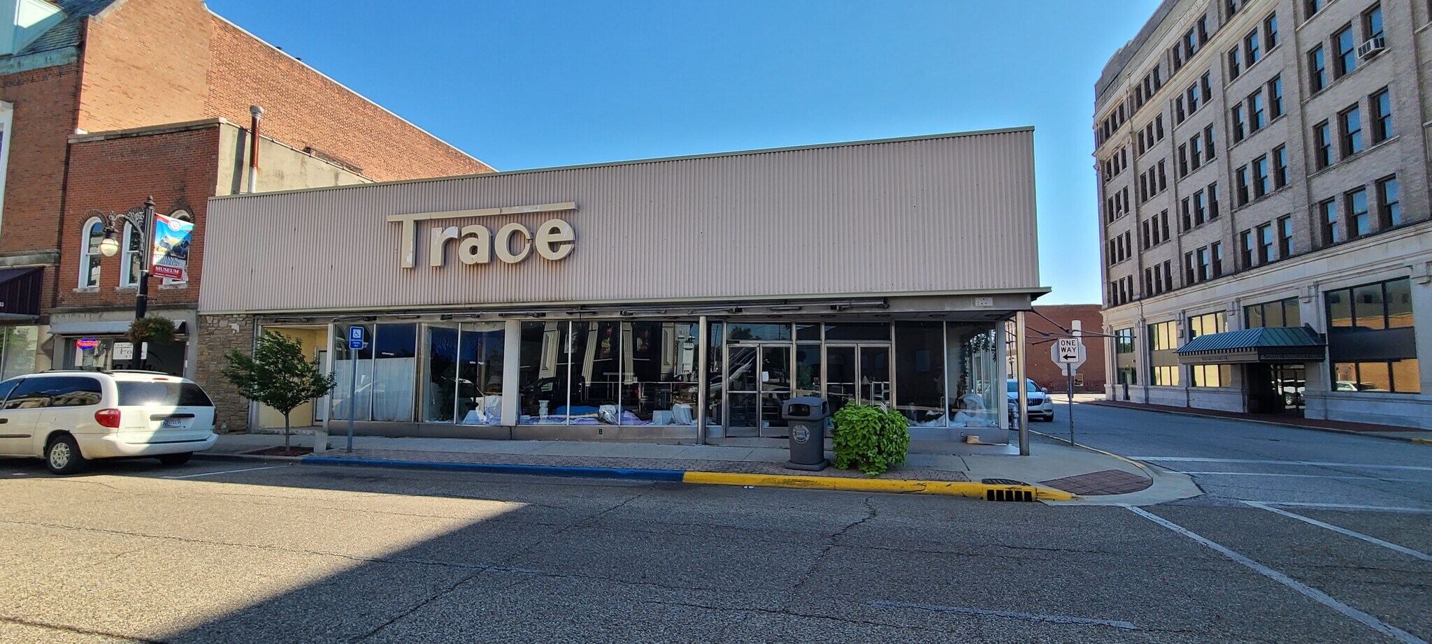 226 Main St, Vincennes, IN for sale Primary Photo- Image 1 of 1