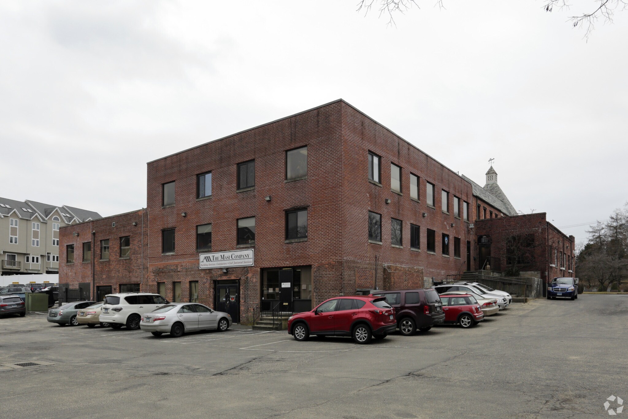 27102720 North Ave, Bridgeport, CT 06604 Beechmont Plaza