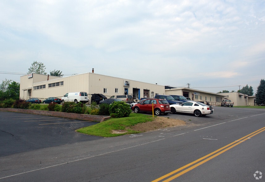 20-24 Trade Rd, Plattsburgh, NY for lease - Building Photo - Image 2 of 8