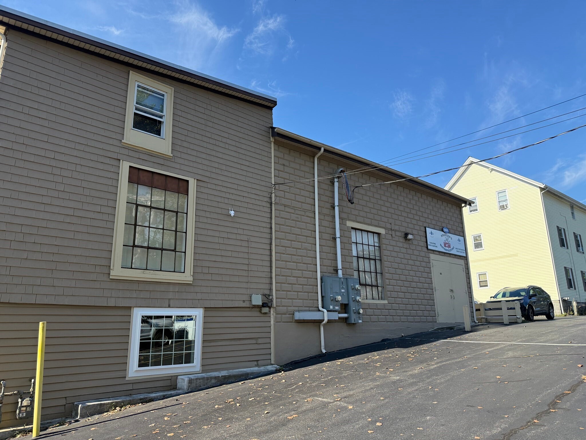 880 Washington St, Attleboro, MA for lease Primary Photo- Image 1 of 14