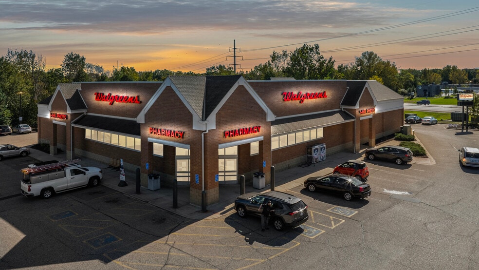 16395 Wagner Way, Eden Prairie, MN for sale - Building Photo - Image 1 of 6