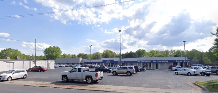 805 N Center St, Statesville, NC for sale Primary Photo- Image 1 of 13