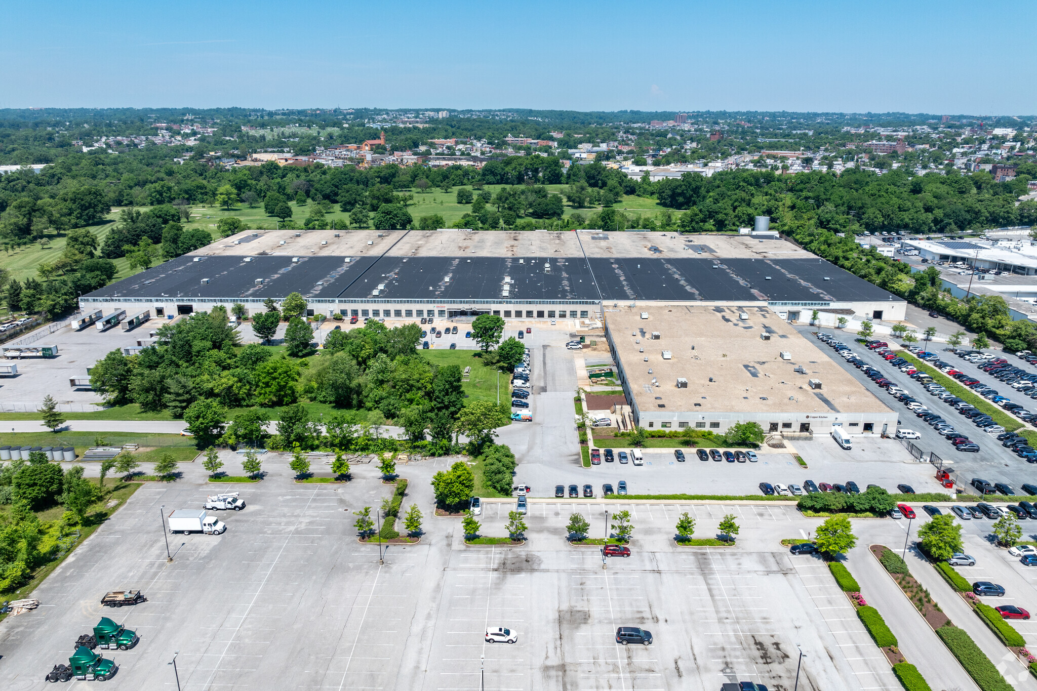 2000 Washington Blvd, Baltimore, MD for lease Building Photo- Image 1 of 11