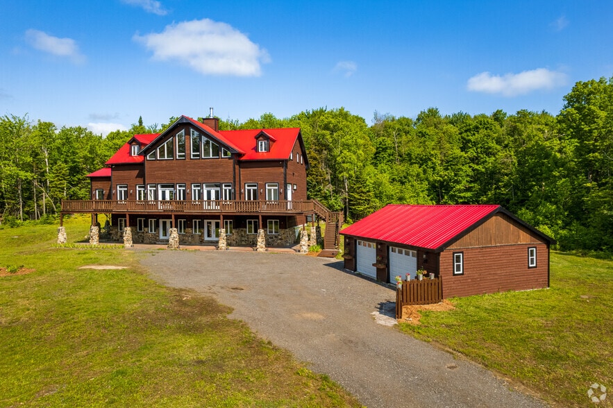 1150 Rang 10E, Saint-calixte, QC for sale - Building Photo - Image 3 of 20