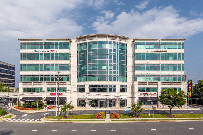 More details for 1934 Old Gallows Rd, Vienna, VA - Office for Lease