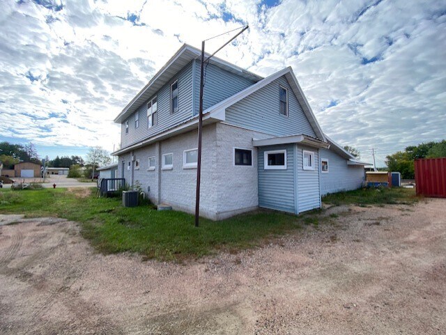 608 Center St, Junction City, WI for sale - Building Photo - Image 1 of 1