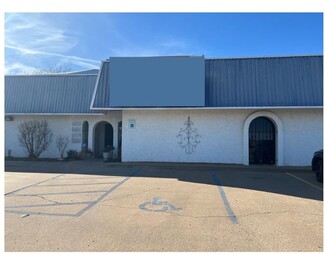 More details for 600 S Red River Expy, Burkburnett, TX - Office for Sale