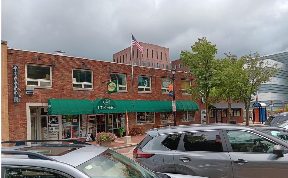 171 Marshall St, Syracuse, NY for lease - Building Photo - Image 1 of 2