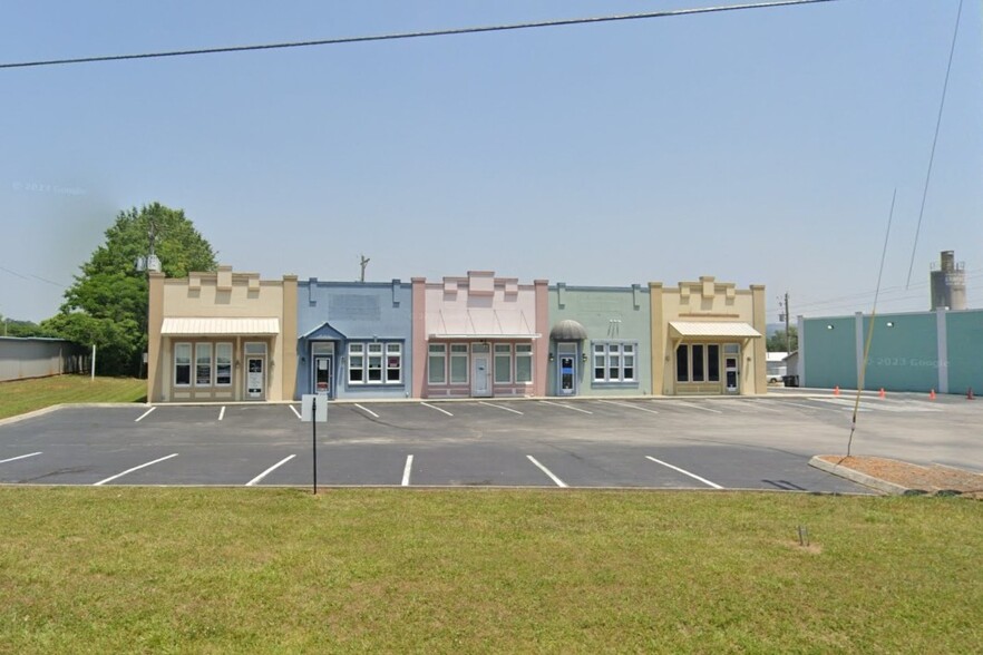 402-410 N Spring St, Sparta, TN for sale - Building Photo - Image 2 of 8