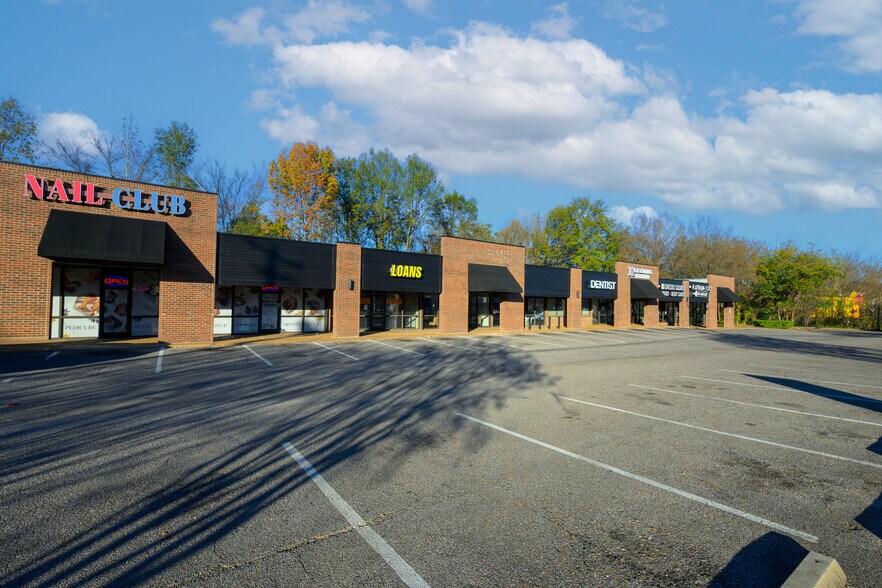 5798-5822 Winchester Rd, Memphis, TN for lease - Building Photo - Image 1 of 15