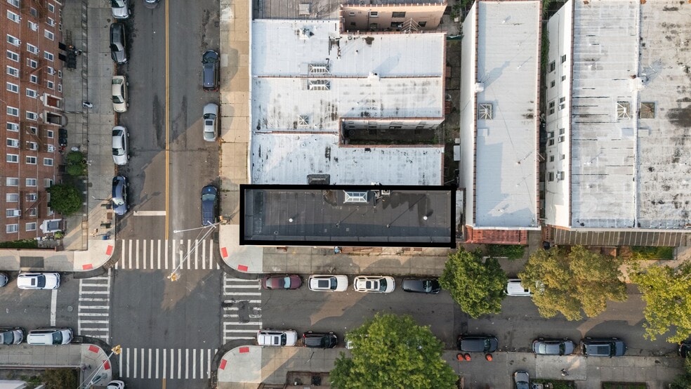 6602 17th Ave, Brooklyn, NY for sale - Building Photo - Image 3 of 12
