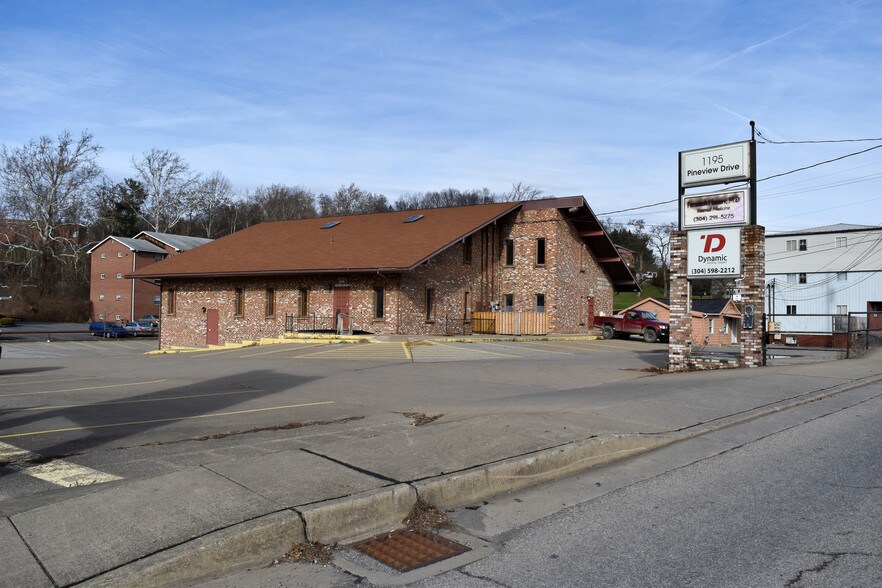 1195 Pineview Dr Morgantown Wv 26505 Multiple Office Suites Loopnet Com