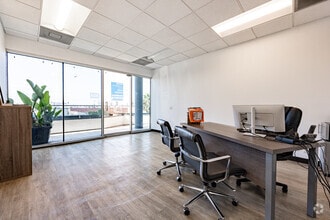 221 E 12th St, Los Angeles, CA for lease Interior Photo- Image 1 of 1