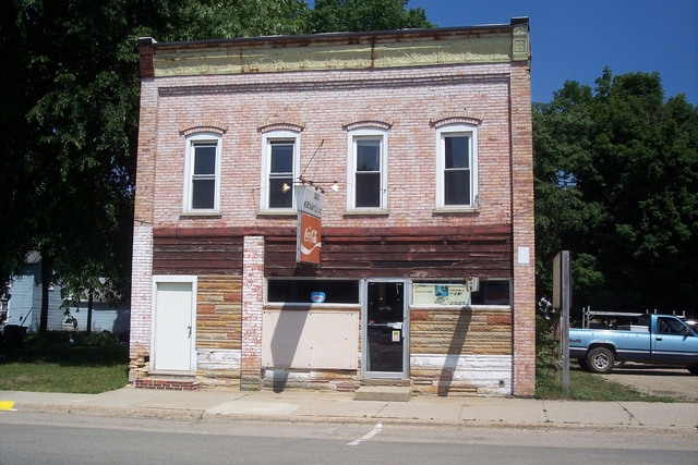 130 N Paw Paw St, Lawrence, MI for lease - Building Photo - Image 2 of 3