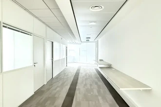 Office in Montpellier for lease Interior Photo- Image 2 of 9