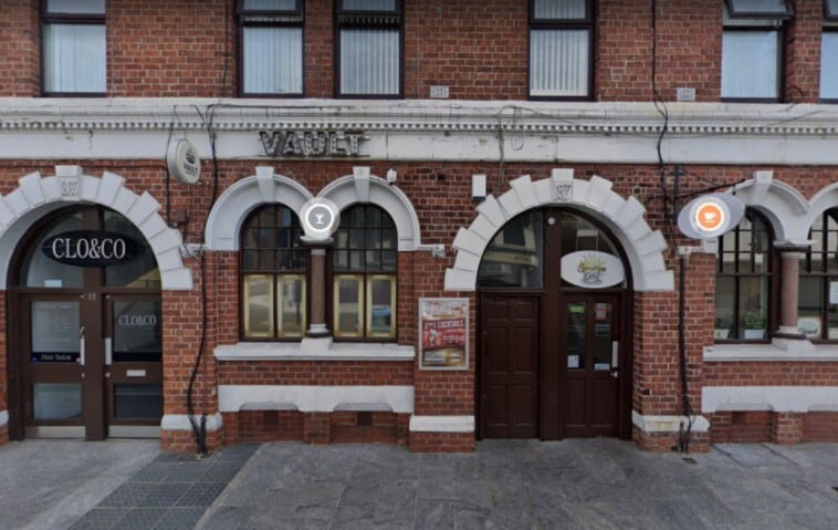 37 Dovecot St, Stockton On Tees for sale - Primary Photo - Image 1 of 1