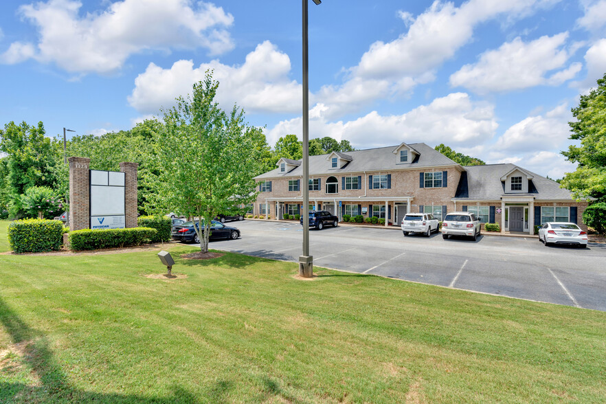 1124 N Tennessee St, Cartersville, GA for lease - Building Photo - Image 1 of 20