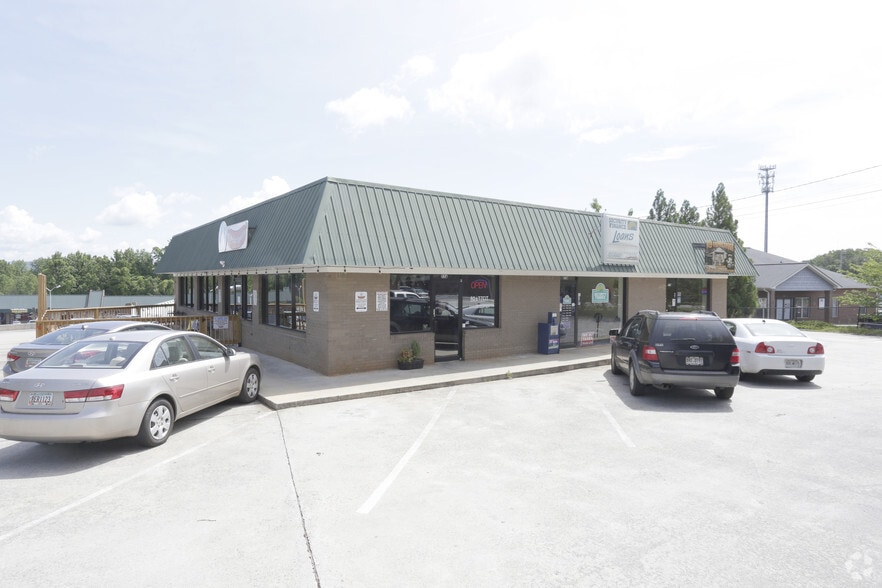 77 Memorial Dr, Dahlonega, GA for sale - Primary Photo - Image 1 of 1