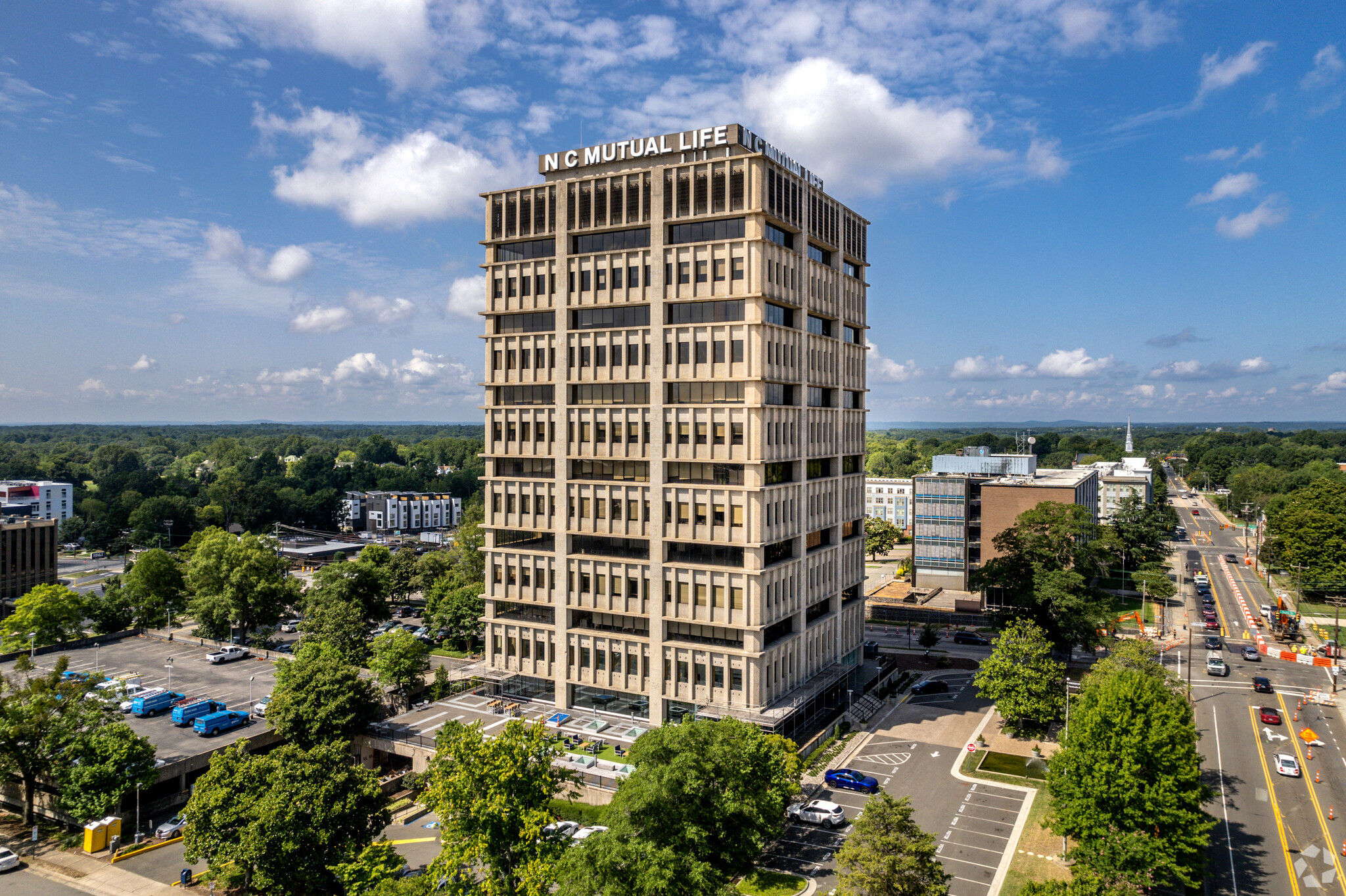 411 W Chapel Hill St, Durham, NC for lease Building Photo- Image 1 of 19