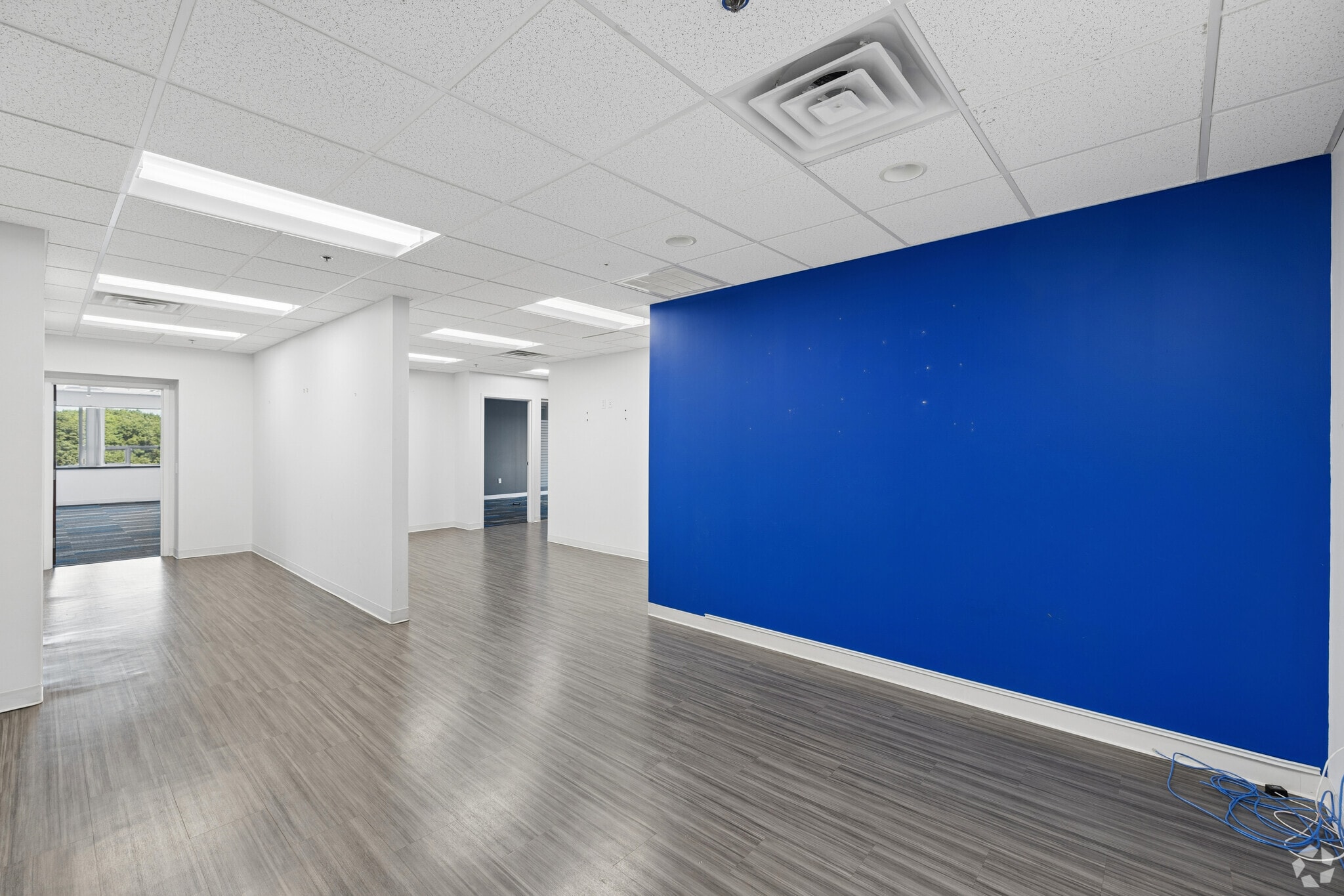 12 Gill St, Woburn, MA for lease Interior Photo- Image 1 of 8