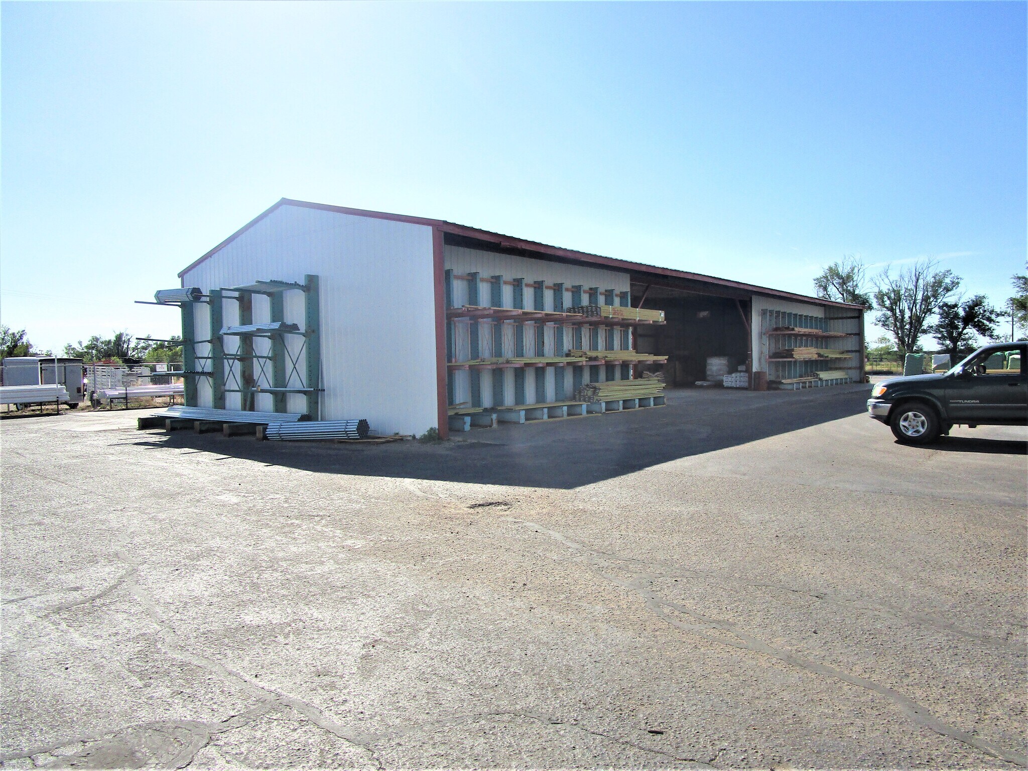 500 N Brown St, Pampa, TX 79065 Bartlett Lumber Company