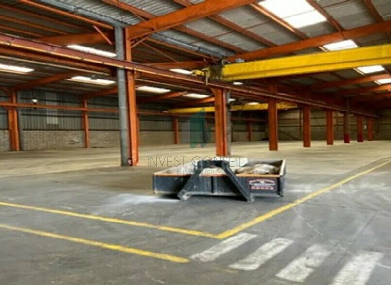 Office in SAINT-OUEN-L'AUMONE for lease - Building Photo - Image 2 of 9