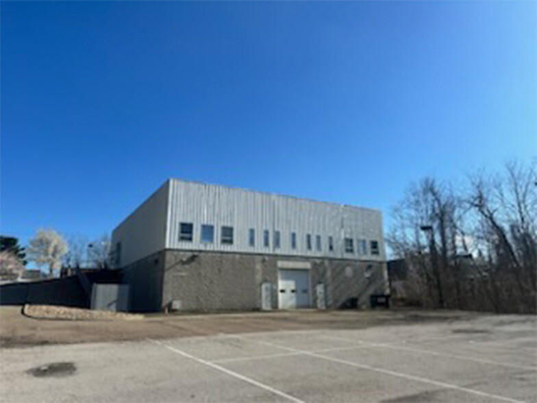 4525 Sunset Blvd, Steubenville, OH for lease - Building Photo - Image 2 of 22